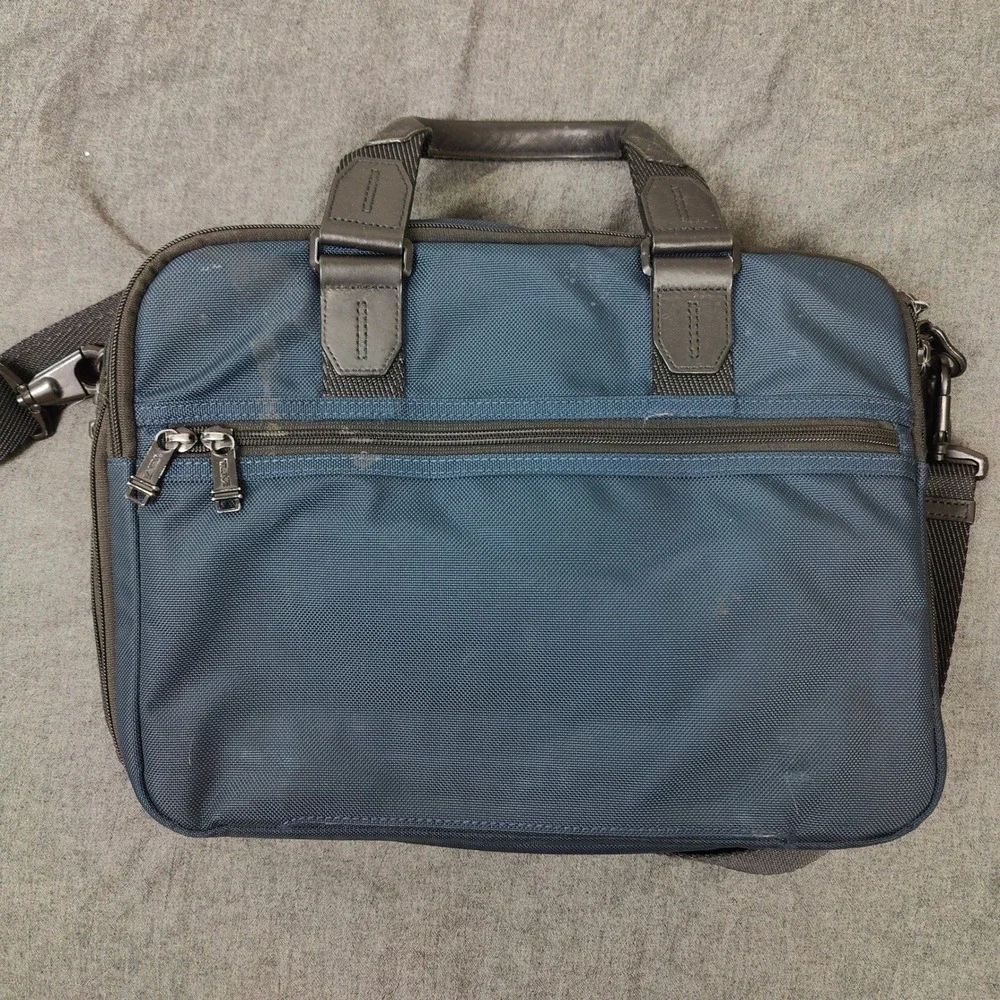 Tumi alpha bravo